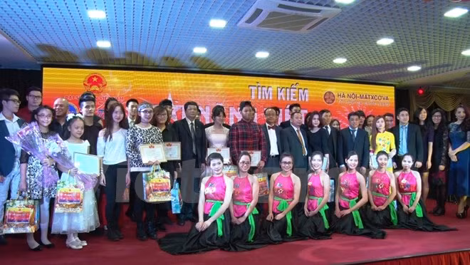 2015年越南达人秀在俄罗斯举行 ảnh 1 2015年越南达人秀在俄罗斯举行 ảnh 1