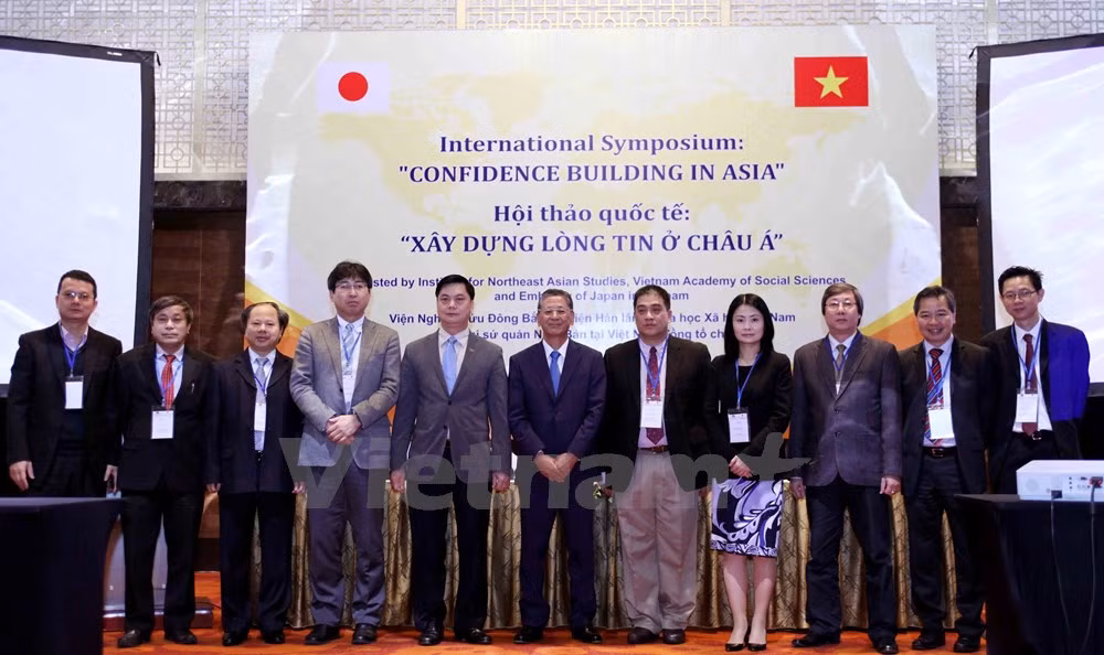 “树立亚洲信心”国际研讨会:遵守国际法律树立亚洲信心 ảnh 1 “树立亚洲信心”国际研讨会:遵守国际法律树立亚洲信心 ảnh 1