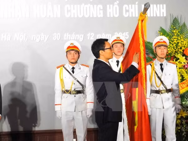 武德儋副总理：希望美术大学师生将成为国家美术发展的骨干力量 ảnh 1