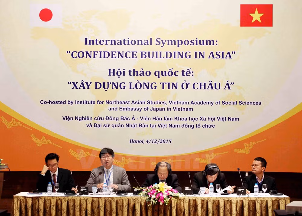 “树立亚洲信心”国际研讨会:遵守国际法律树立亚洲信心 ảnh 2 “树立亚洲信心”国际研讨会:遵守国际法律树立亚洲信心 ảnh 2