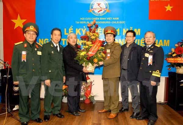 越南人民军建军71周年纪念典礼在印度和德国隆重举行 ảnh 1 越南人民军建军71周年纪念典礼在印度和德国隆重举行 ảnh 1