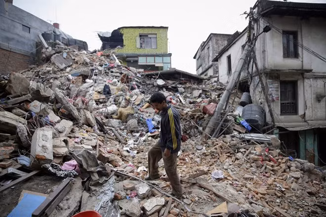 印尼连续发生地震造成严重损失 ảnh 1 印尼连续发生地震造成严重损失 ảnh 1
