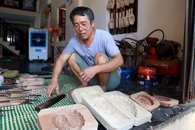 河内市常信县历史悠久的传统月饼模制作村 ảnh 2