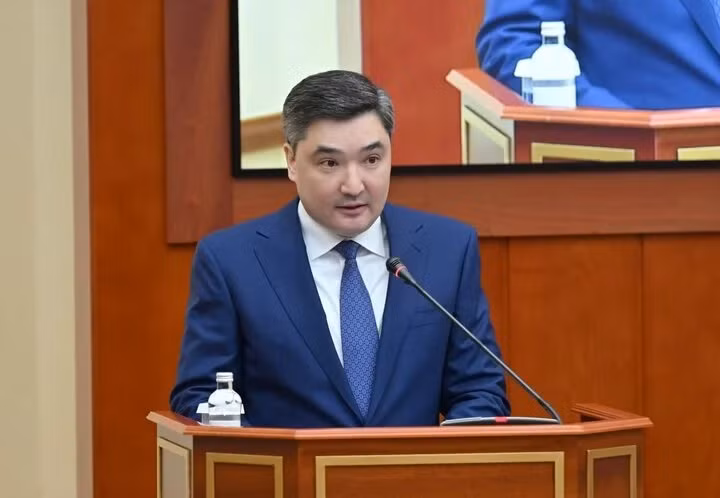 越南政府总理范明政致电祝贺奥尔扎斯当选哈萨克斯坦总理 ảnh 1