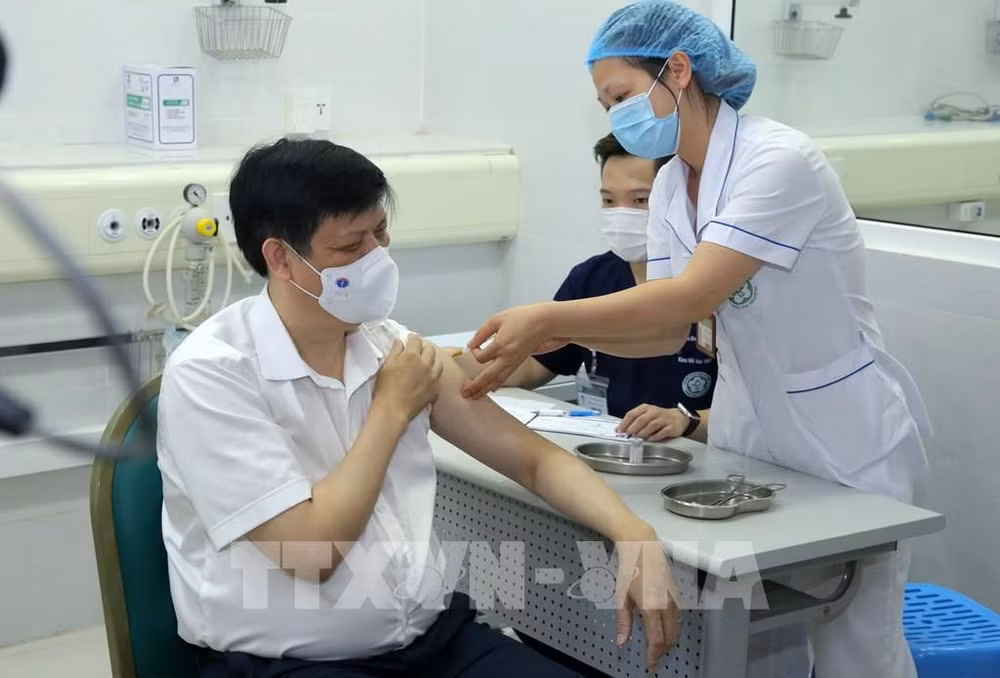 越南采用最高安全级别的新冠疫苗接种程序 ảnh 1 越南采用最高安全级别的新冠疫苗接种程序 ảnh 1