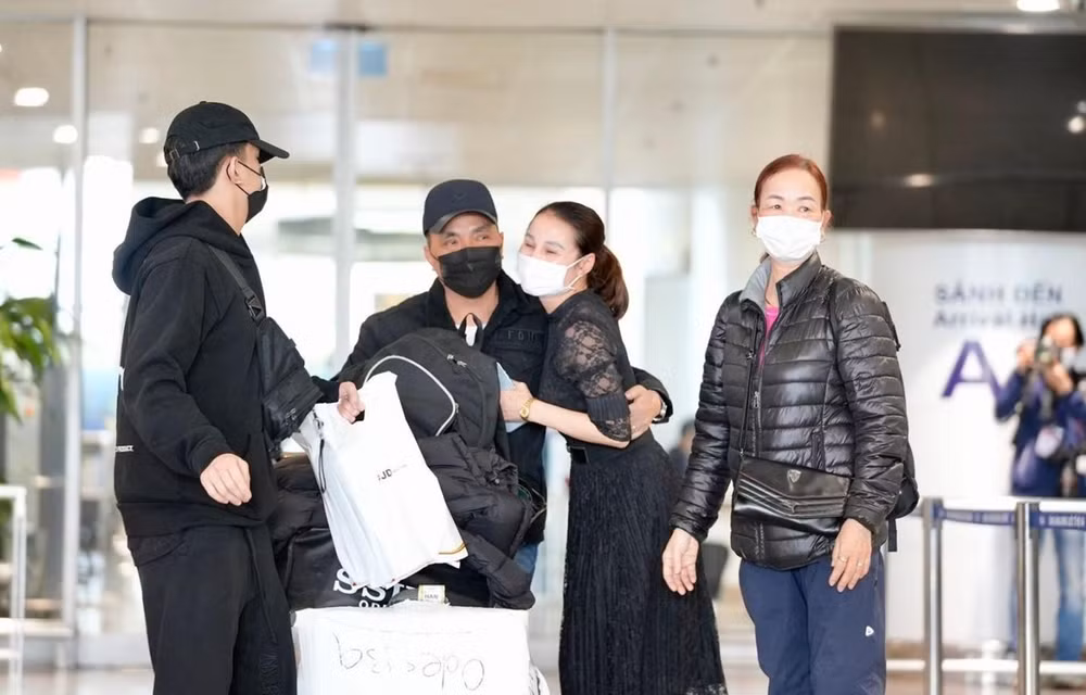 越航与太阳集团资助越南撤侨 ảnh 1 越航与太阳集团资助越南撤侨 ảnh 1