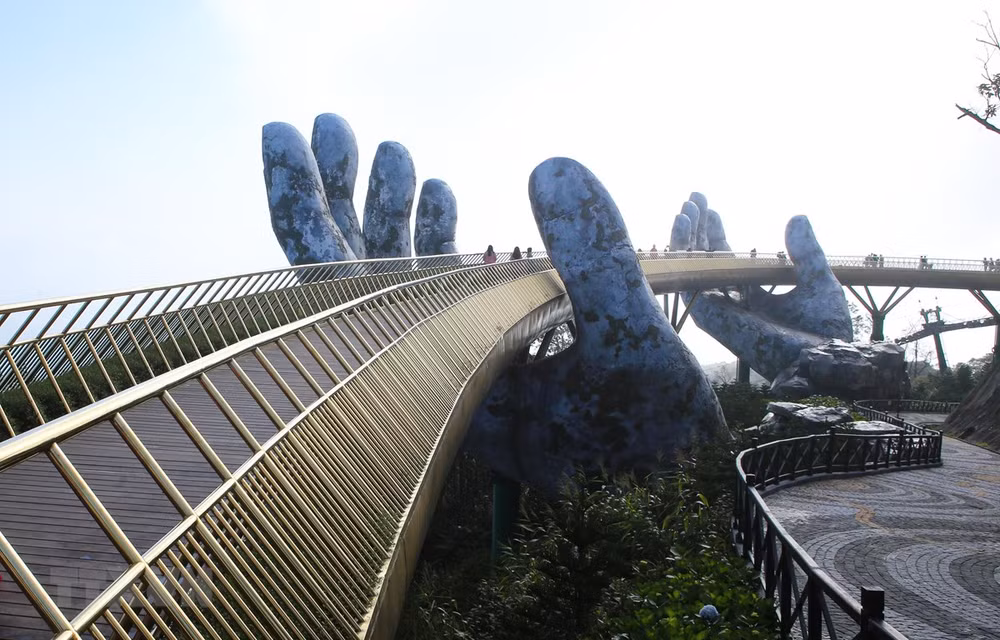 岘港市出台多项措施恢复旅游业 ảnh 1 岘港市出台多项措施恢复旅游业 ảnh 1
