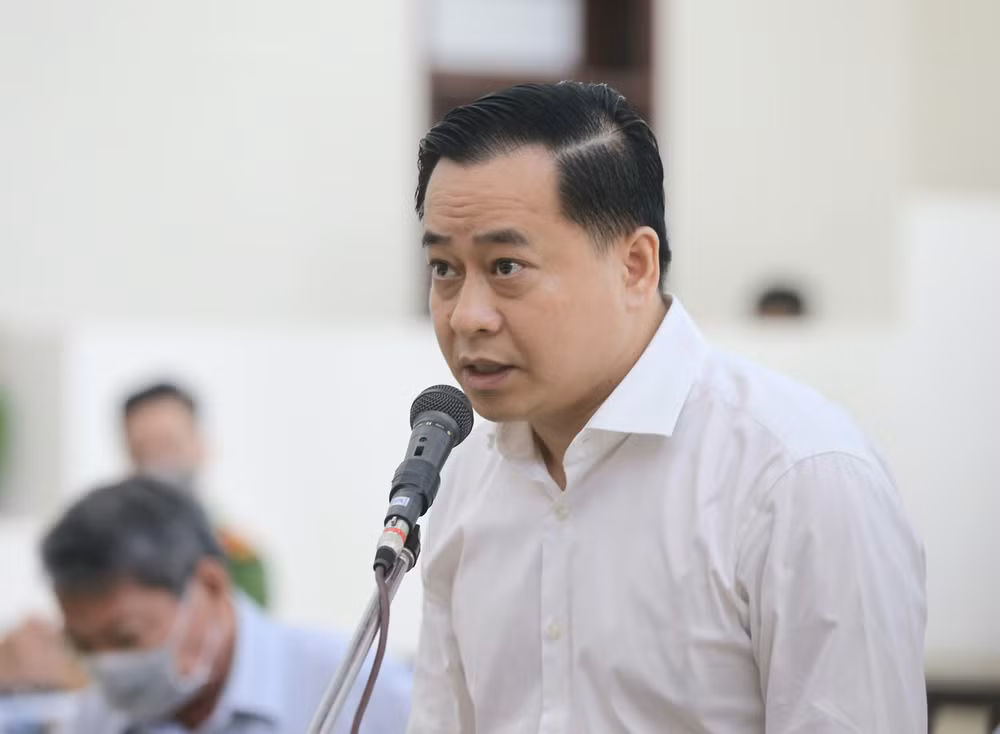 岘港市两名原领导和潘文英武勾结操纵土地价格案件二审开庭 ảnh 1