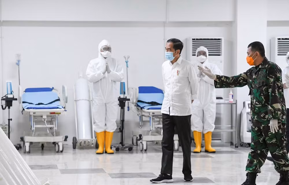 印尼确定防控新冠肺炎疫情的重点 ảnh 1