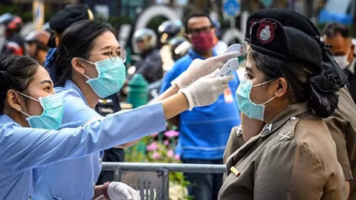 泰国与柬埔寨接壤的两个边界口岸开放 为双方人民提供紧急医疗救助 ảnh 2 泰国与柬埔寨接壤的两个边界口岸开放 为双方人民提供紧急医疗救助 ảnh 2