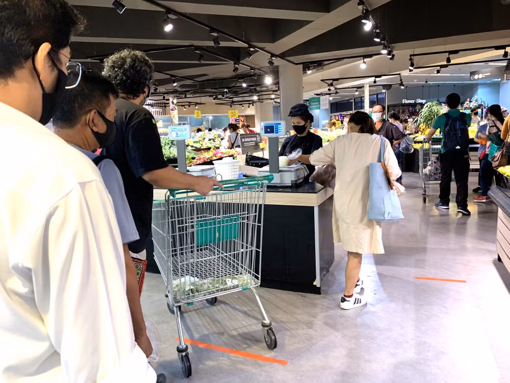 新冠肺炎疫情:东南亚部分国家疫情趋缓 逐步放宽限制措施 ảnh 1 新冠肺炎疫情:东南亚部分国家疫情趋缓 逐步放宽限制措施 ảnh 1