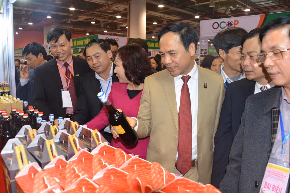 “广宁省OCOP品牌——迎接2020年下龙旅游季”展销会即将开幕 ảnh 1