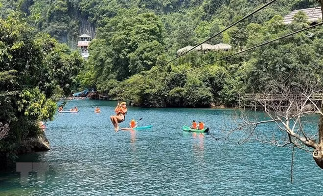 4.30和5.1假期越南各地旅游业获得大丰收 ảnh 2 4.30和5.1假期越南各地旅游业获得大丰收 ảnh 2