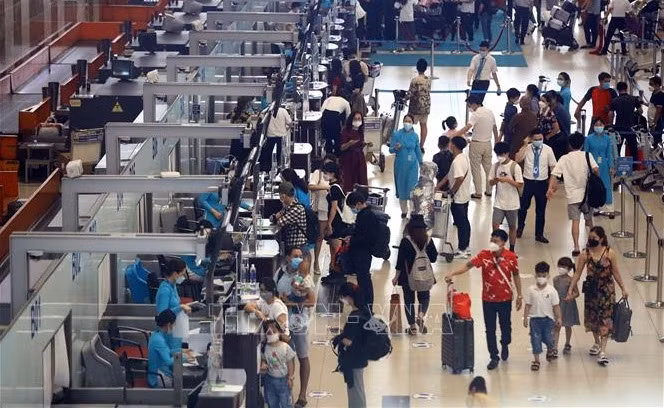 今年前5个月越南民航旅客运输量大幅增长 ảnh 1