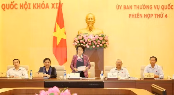越南第十四届国会常委会第四次会议落下帷幕 ảnh 1 越南第十四届国会常委会第四次会议落下帷幕 ảnh 1