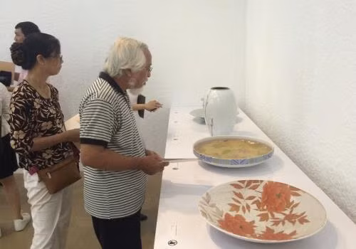 日本陶器展在胡志明市开展 ảnh 1 日本陶器展在胡志明市开展 ảnh 1