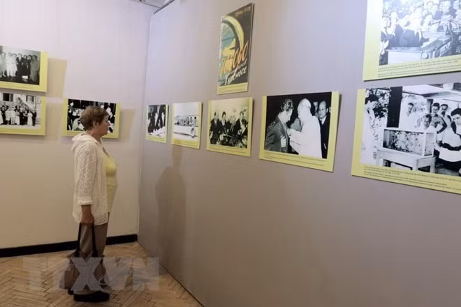 胡志明展览会在俄罗斯首都莫斯科拉开序幕 ảnh 2 胡志明展览会在俄罗斯首都莫斯科拉开序幕 ảnh 2