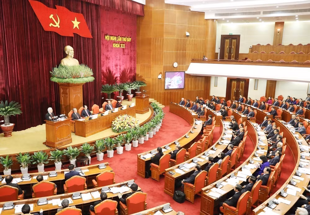 越共十二届七中全会关于社会保险制度改革的决议 ảnh 1 越共十二届七中全会关于社会保险制度改革的决议 ảnh 1