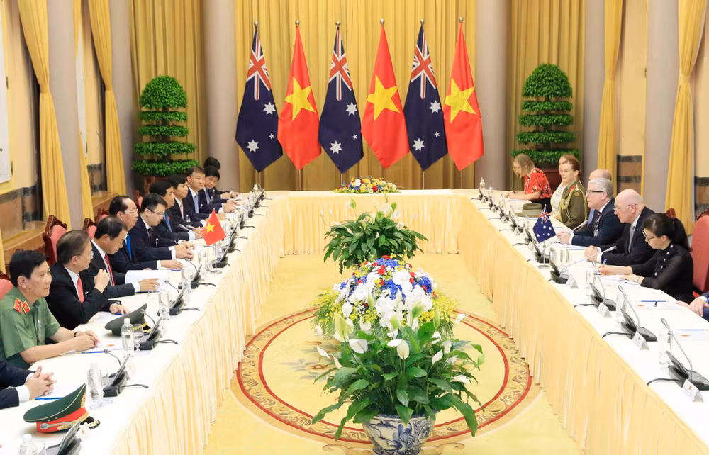 越南国家主席陈大光与澳大利亚总督彼得·科斯格罗夫举行会谈 ảnh 1