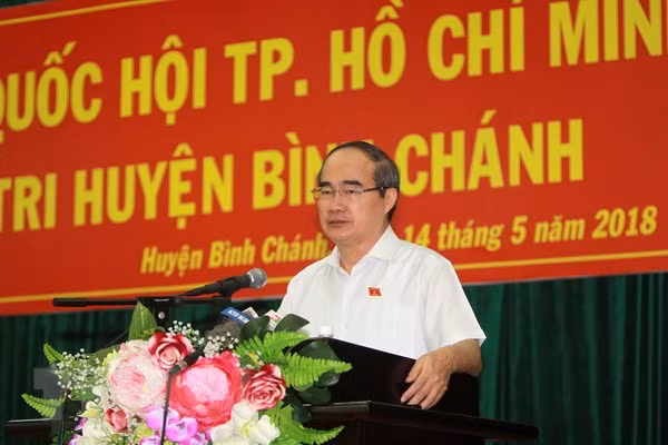 胡志明市市委书记阮善仁走进平正县与选民交流 ảnh 2