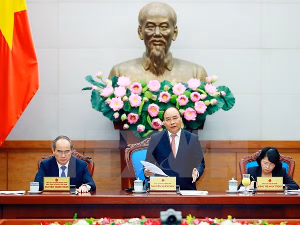 越南政府总理阮春福：表彰奖励工作应确保及时性、准确性和针对性 ảnh 1