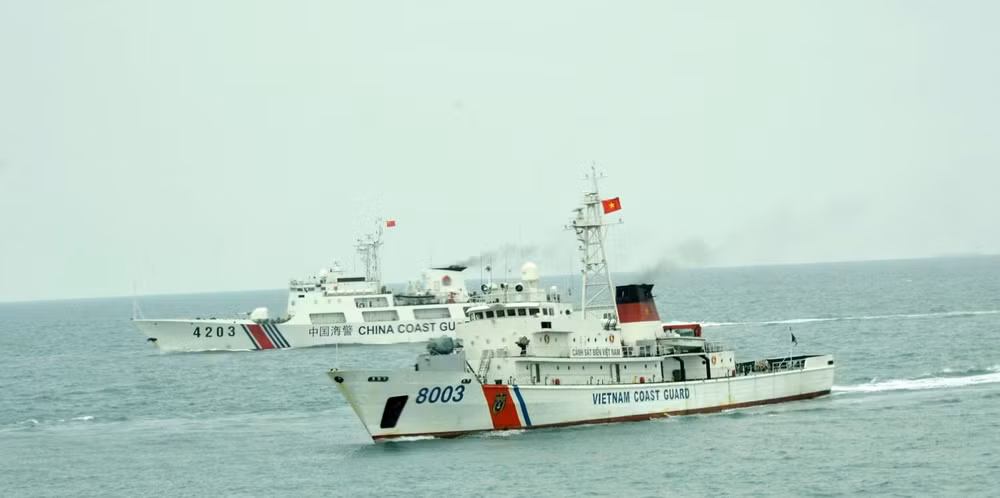  2021年第一次越中北部湾联合巡逻活动结束 ảnh 3