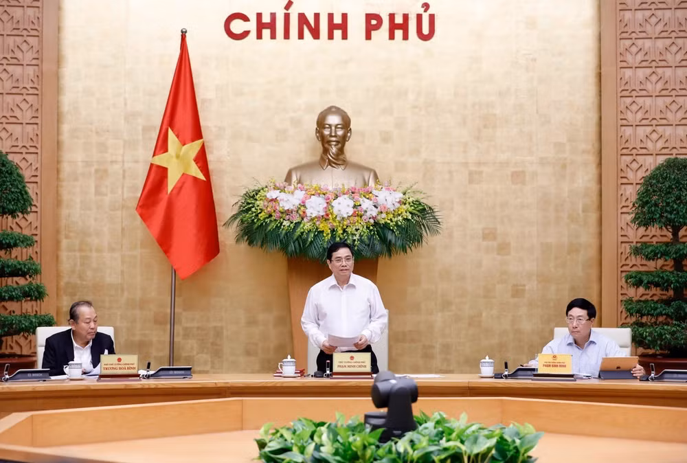 越南政府总理范明政任职后主持召开政府第一次会议 ảnh 1 越南政府总理范明政任职后主持召开政府第一次会议 ảnh 1