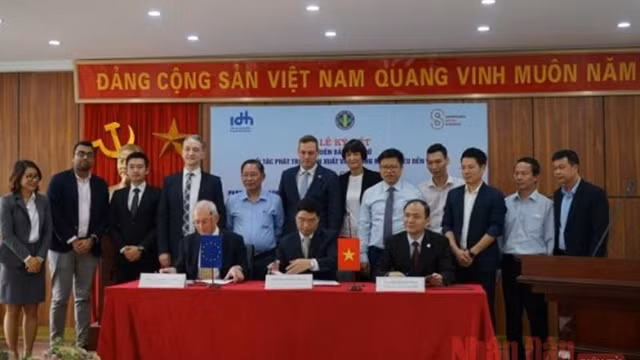 越南胡椒生产和贸易促进合作备忘录签订仪式在河内举行 ảnh 1 越南胡椒生产和贸易促进合作备忘录签订仪式在河内举行 ảnh 1