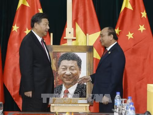 越南政府总理阮春福会见中共中央总书记、国家主席习近平 ảnh 1 越南政府总理阮春福会见中共中央总书记、国家主席习近平 ảnh 1