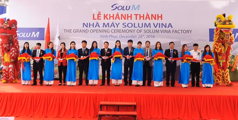 位于永福省的韩国Solum Vina公司生产厂正式落成 ảnh 1 位于永福省的韩国Solum Vina公司生产厂正式落成 ảnh 1