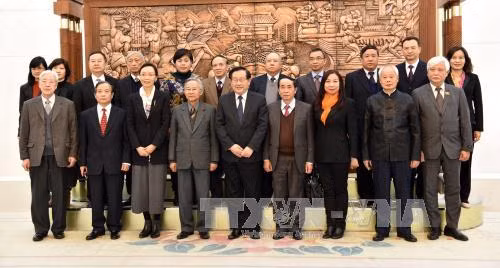 中国全国政协副主席万钢会见越南代表团 ảnh 2 中国全国政协副主席万钢会见越南代表团 ảnh 2