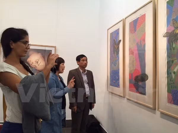 东盟版画展在河内开幕 ảnh 1
