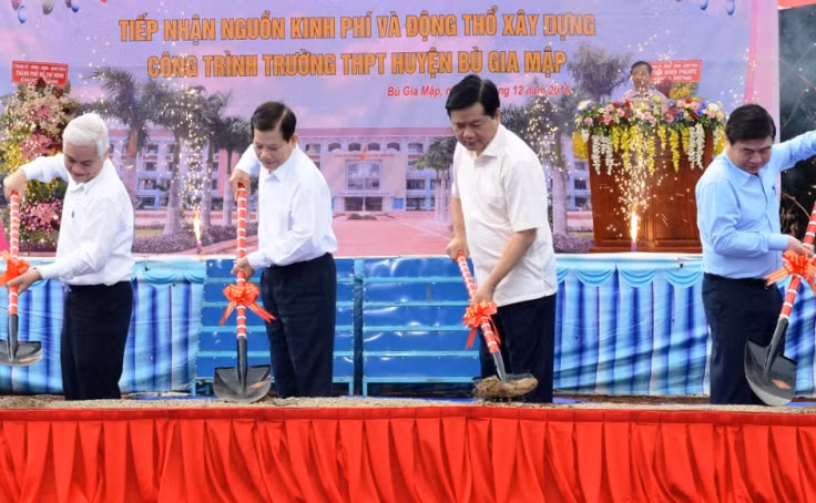 胡志明市与平福省合作取得实效 ảnh 1