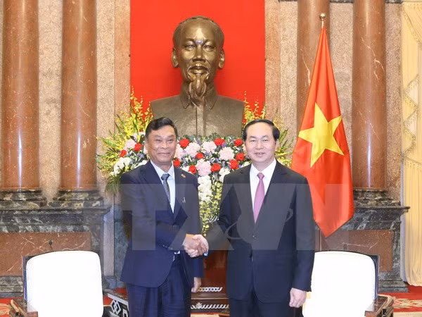 越南国家主席陈大光会见缅甸内政部部长觉瑞 ảnh 1 越南国家主席陈大光会见缅甸内政部部长觉瑞 ảnh 1
