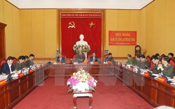 越共中央公安党委坚定信心 贯彻落实越共十二届四中全会决议 ảnh 1 越共中央公安党委坚定信心 贯彻落实越共十二届四中全会决议 ảnh 1