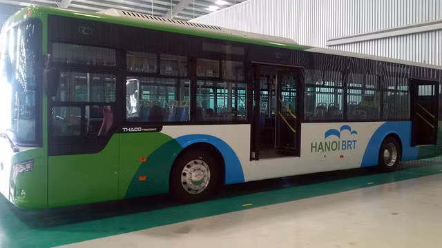 河内首条快速公交线路即将启用 ảnh 1