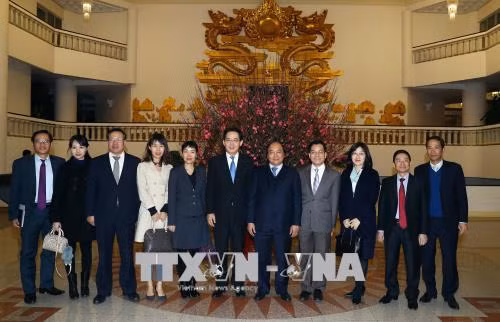 越南政府总理阮春福会见中国驻越大使洪小勇 ảnh 1