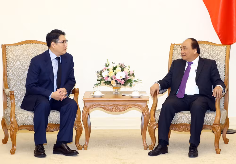 越南政府总理阮春福会见韩国晓星集团社长赵显俊 ảnh 2 越南政府总理阮春福会见韩国晓星集团社长赵显俊 ảnh 2