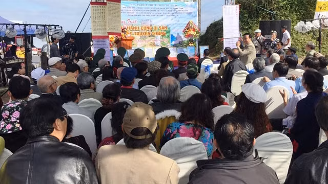 第十六次越南诗歌日在海云岭举行 ảnh 1 第十六次越南诗歌日在海云岭举行 ảnh 1