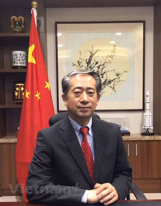 中国驻越大使熊波: 坚持中越关系的战略引领 ảnh 2 中国驻越大使熊波: 坚持中越关系的战略引领 ảnh 2