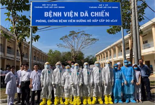 胡志明市一线力量争分夺秒抗击疫情 ảnh 1 胡志明市一线力量争分夺秒抗击疫情 ảnh 1