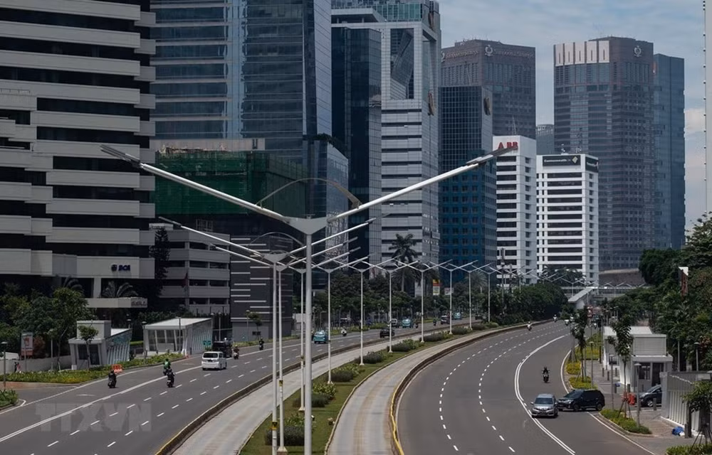 世行保持2021年印尼经济增长率达4.4%的预测值 ảnh 1 世行保持2021年印尼经济增长率达4.4%的预测值 ảnh 1