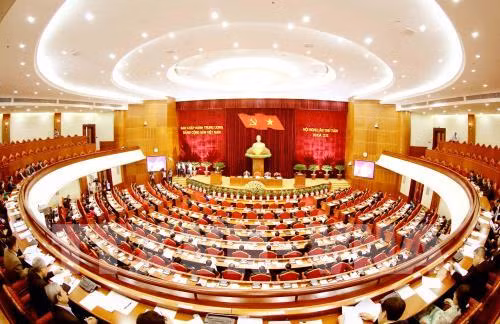 越共十二届八中全会为杜梅和陈大光逝世默哀一分钟 ảnh 1 越共十二届八中全会为杜梅和陈大光逝世默哀一分钟 ảnh 1