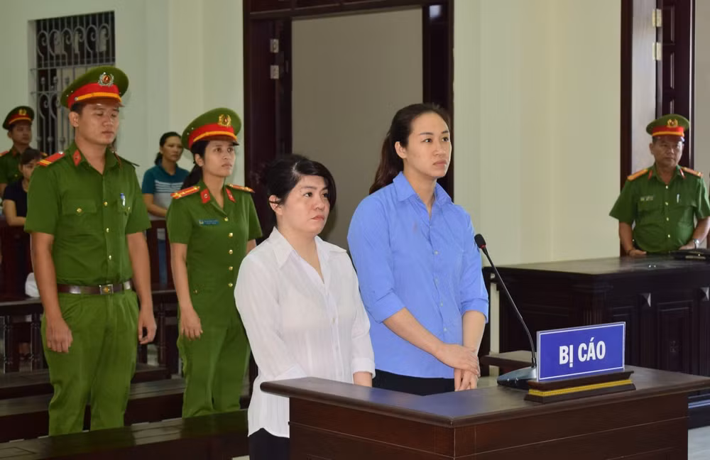 西宁省人民法院以“非法运输毒品”罪开庭审理两名嫌疑人 ảnh 1 西宁省人民法院以“非法运输毒品”罪开庭审理两名嫌疑人 ảnh 1