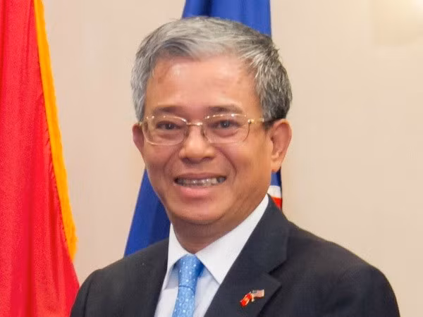 越南外交部副部长范光荣会见俄罗斯国际合作署署长 ảnh 1 越南外交部副部长范光荣会见俄罗斯国际合作署署长 ảnh 1
