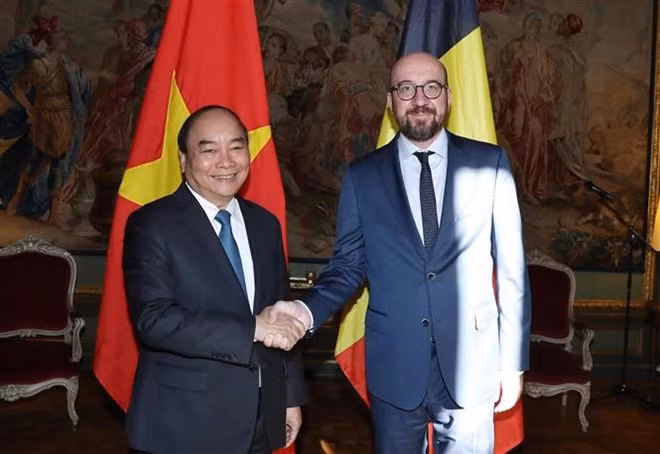 阮春福欧洲之旅为《越欧自贸协定》的签署敞开大门 ảnh 2 阮春福欧洲之旅为《越欧自贸协定》的签署敞开大门 ảnh 2