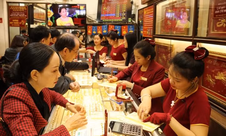越南政府总理指示加强黄金市场监管 ảnh 1 越南政府总理指示加强黄金市场监管 ảnh 1