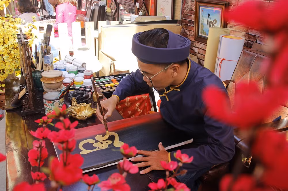胡志明市书法街以字传情迎新春 ảnh 1 胡志明市书法街以字传情迎新春 ảnh 1