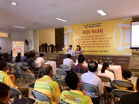 岘港文化遗产数据银行和多语言解说介绍系统正式亮相 ảnh 1