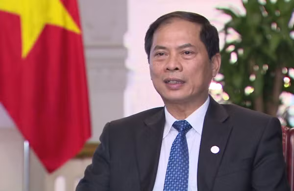 英国39人遇难事件:越南政府将先垫资金将39具遗体运送回国 ảnh 1 英国39人遇难事件:越南政府将先垫资金将39具遗体运送回国 ảnh 1